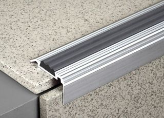 Порог 180см ПУ-07-1 35х20,8мм 001 алюминиевый  угол с накладкой Лука---