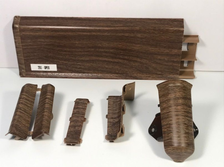 Плинтус Deconika 70 291 соединение орех